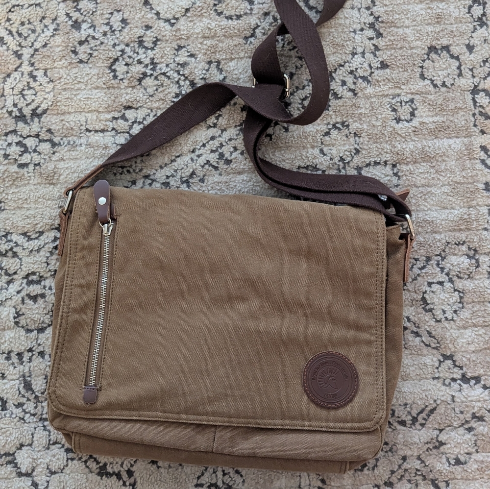 Augur Strauss Bag for men